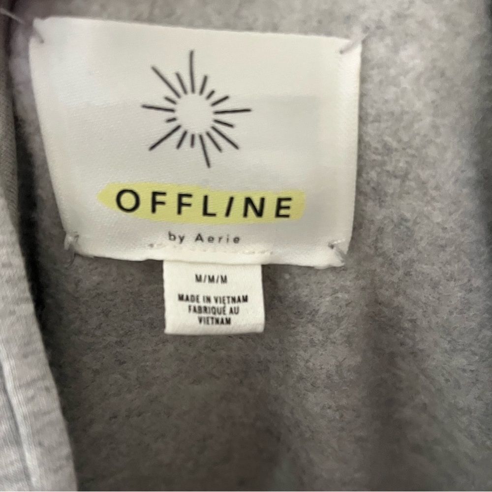 Offline Oversized Crop Sweatshirt Size Medium Gray Super SOFT - Picture 3 of 4